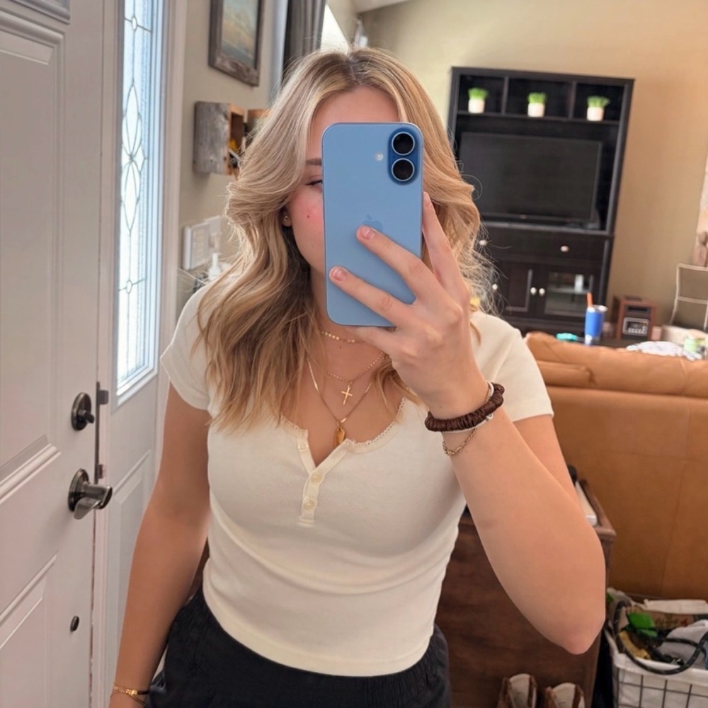Brandy Melville Tee